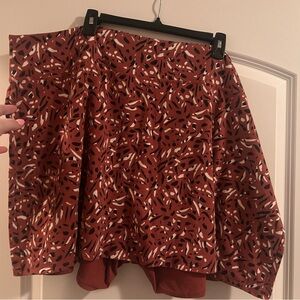Old Navy Women’s PowerSoft Skort - Rust Print